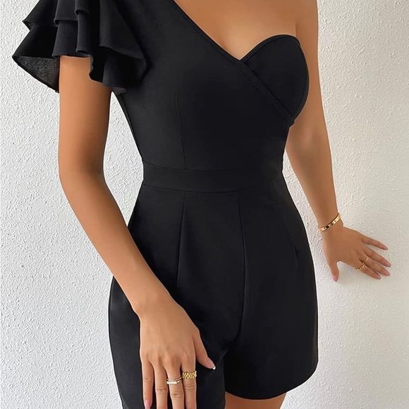 BLACK ONE SHOULDER RIFFLE SHORT ROMPER - Picture 1 of 8